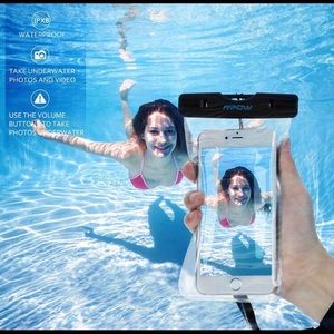 Bundle of 5 Waterproof Phone Bags